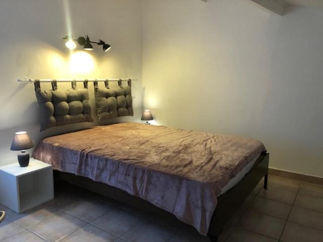 Appartamento Le Petit Saint Clair Trigance Esterno foto